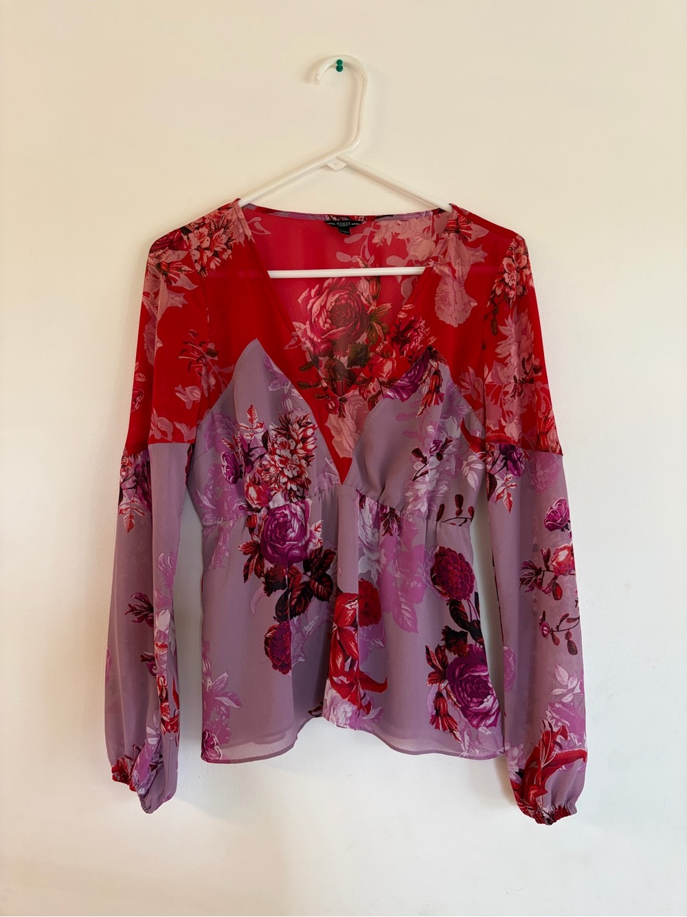 GUESS 2019 Floral Chiffon Peplum
Blouse Red Purple Size S